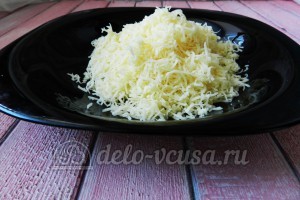 Суп с сырными шариками: Натереть сыр